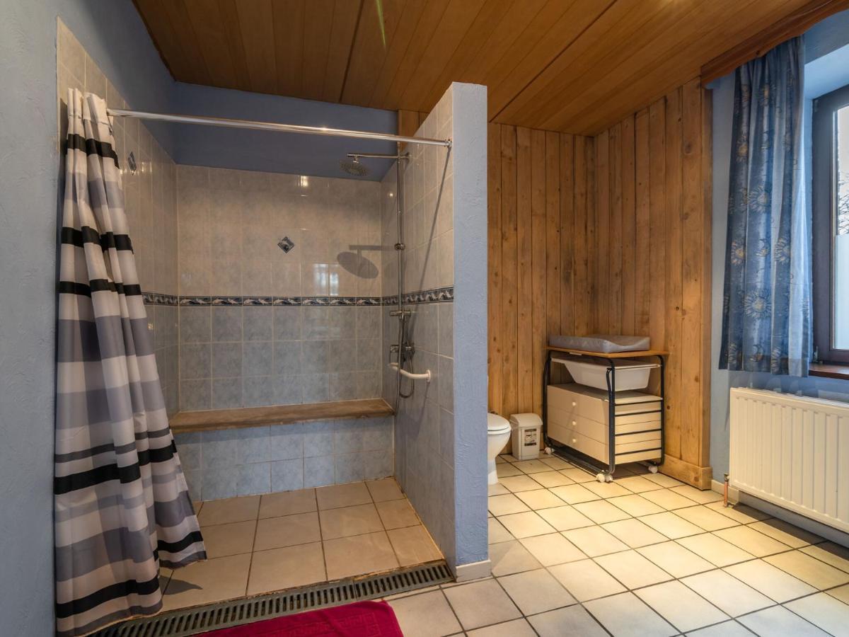 Modern Holiday Home In Sourbrodt With Private Pool Waimes Bagian luar foto