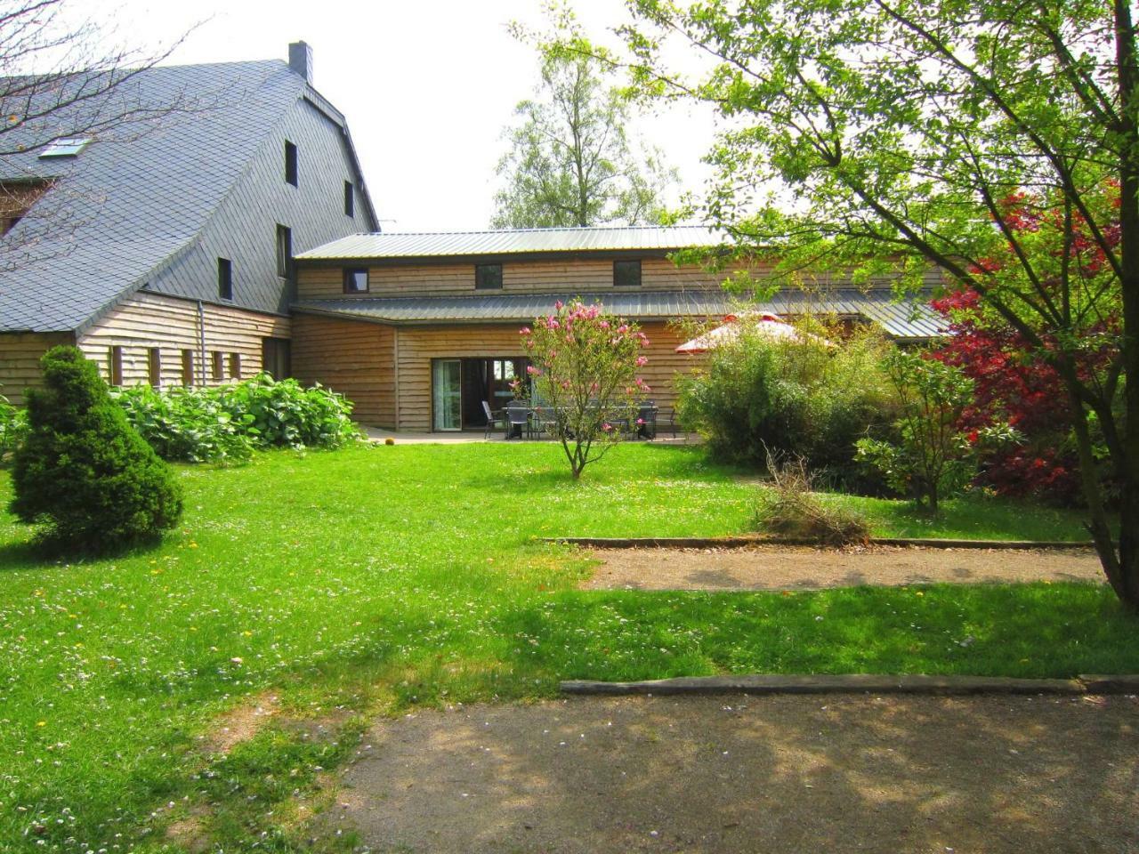 Modern Holiday Home In Sourbrodt With Private Pool Waimes Bagian luar foto